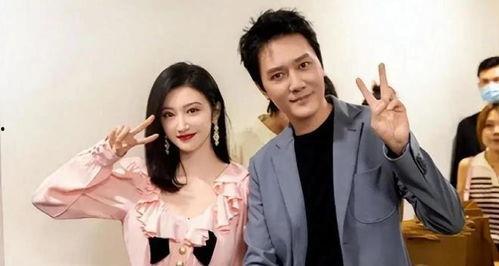 娱乐八卦姐妹吃瓜直播视频,娱乐八卦姐妹吃瓜现场，精彩瞬间一网打尽！